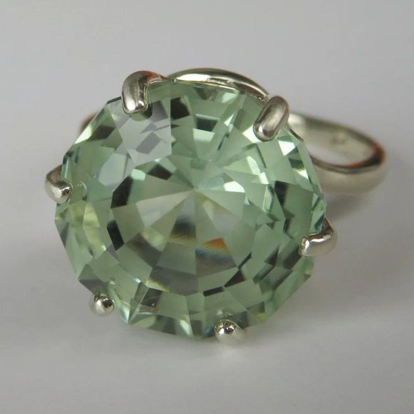 Green Quartz Prasiolite In 14K White Gold Cocktail Ring Size 7 - Picture 1 of 7